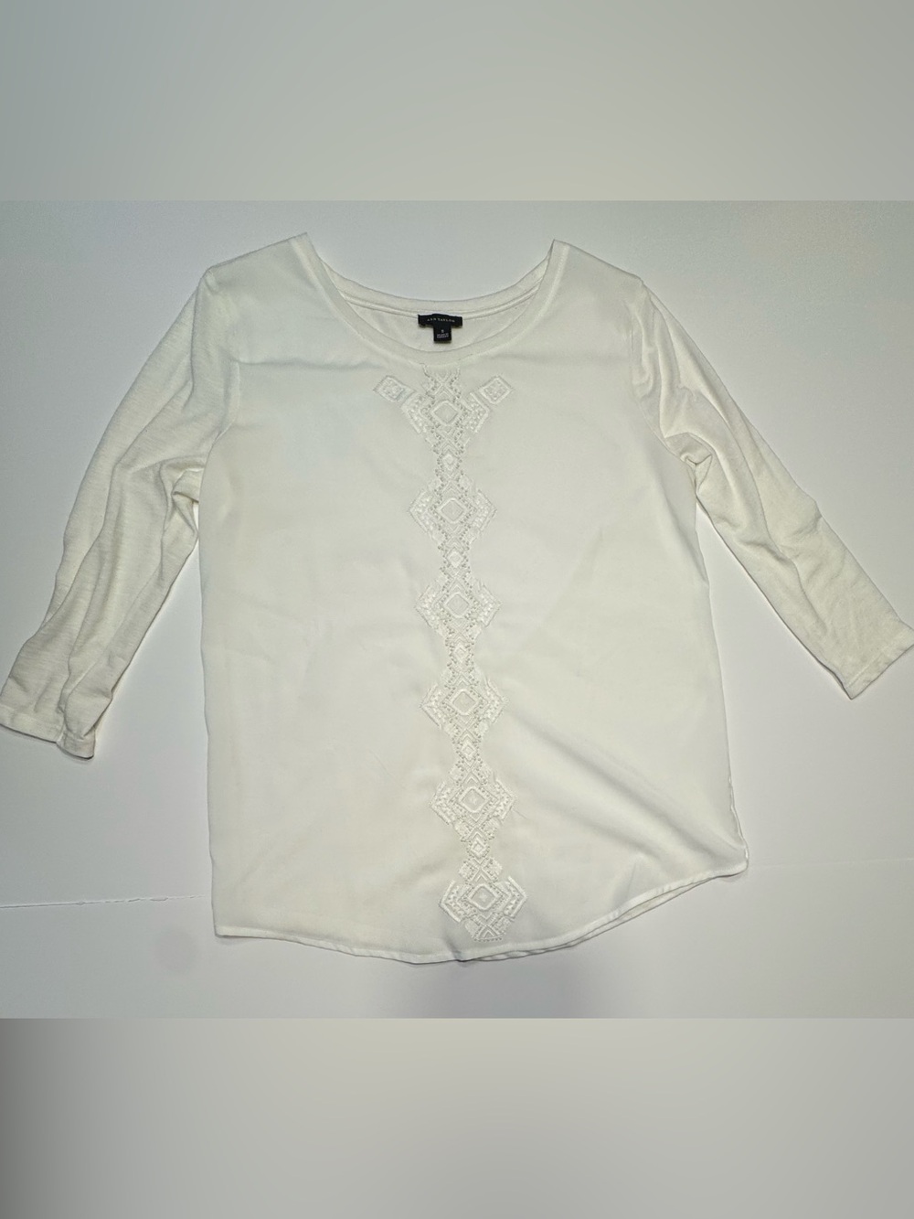 Ann Taylor White Embroidered Scoop-Neck Three-Quarter Sleeve Top